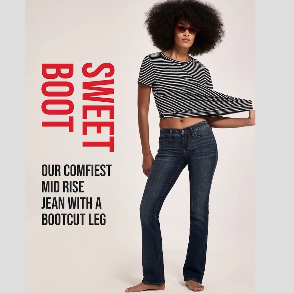Lucky Brand Mid Rise Sweet Bootcut jean so 30 x 32 inch. Inseam